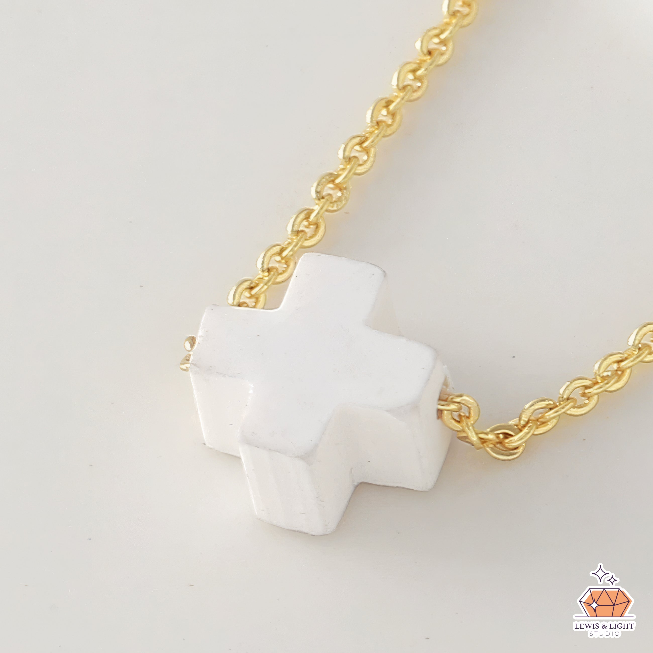 Gargantilla Newton Cross - Blanco Mate