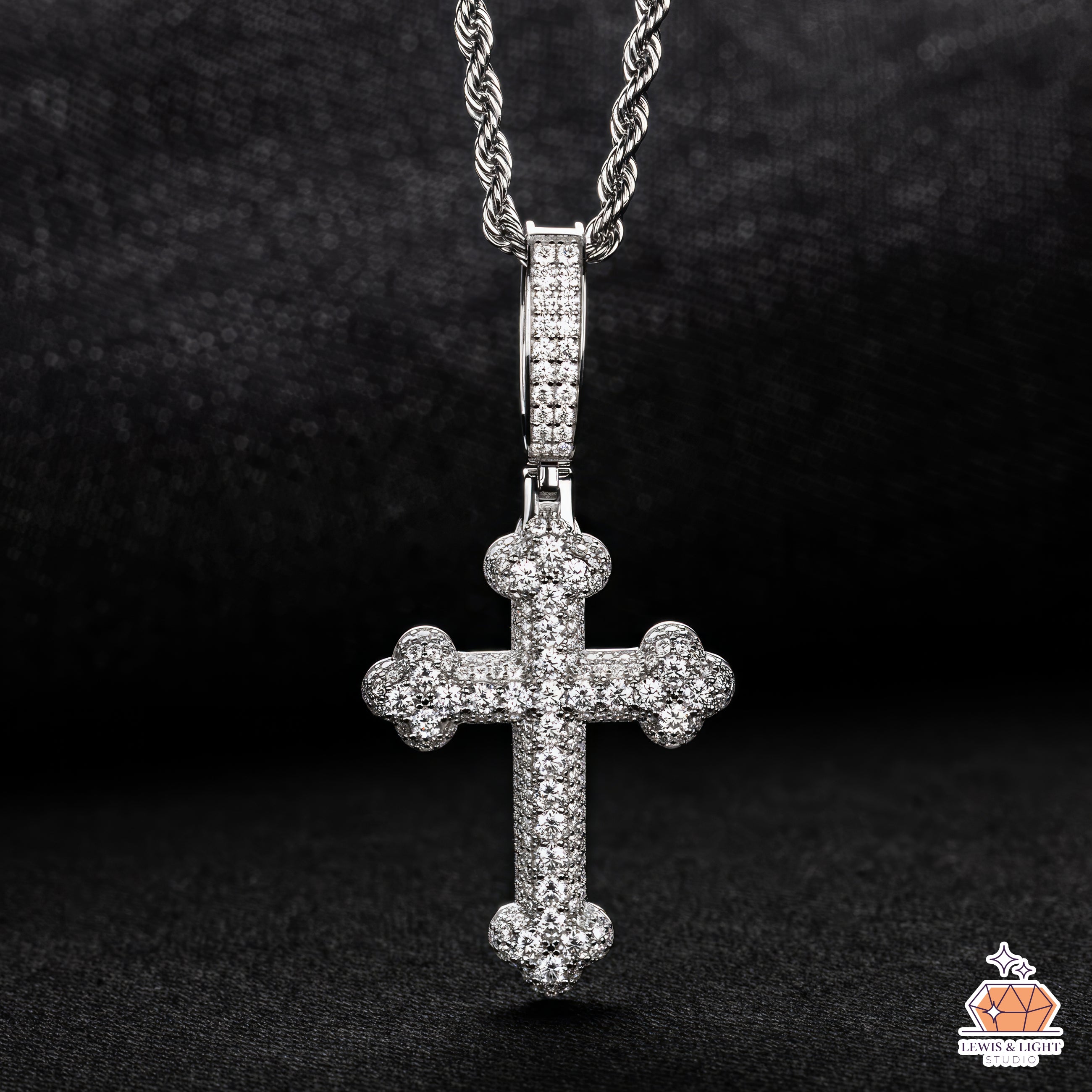 Collar Cruzada de Moissanita - Plata