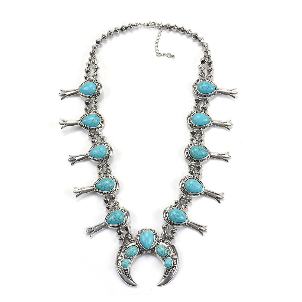 Collar de flor de calabaza con turquesa azul sintética de ARIS DESIGNER – Conjunto de perlas Navajo del Suroeste de Skelapparel | Estilo Kingman