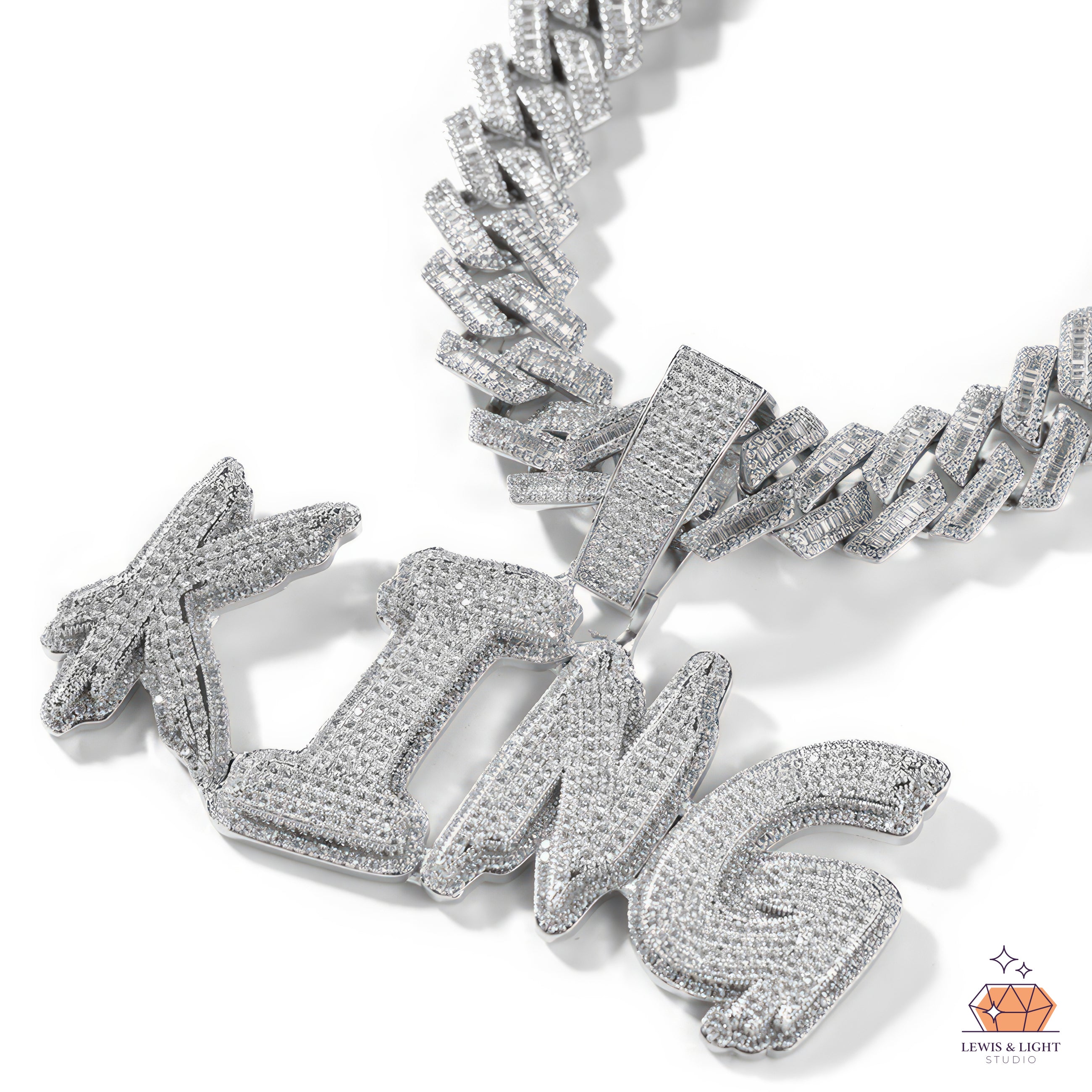 Collar con colgante Iced Out KING: cadena personalizada de hip hop urbano y gruesa