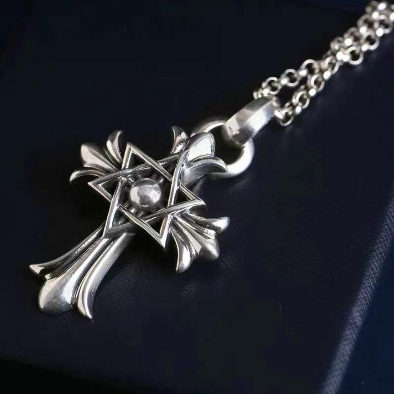 Colgante de estrella de David con forma de corazón cromado: Estrella judía punk gótica Y2K