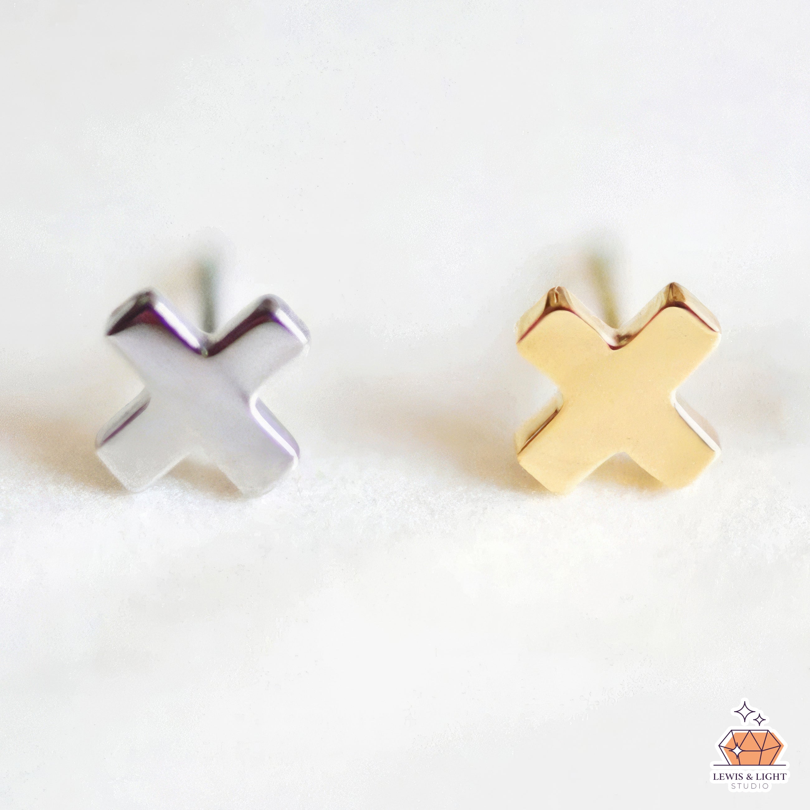 La cruz en miniatura