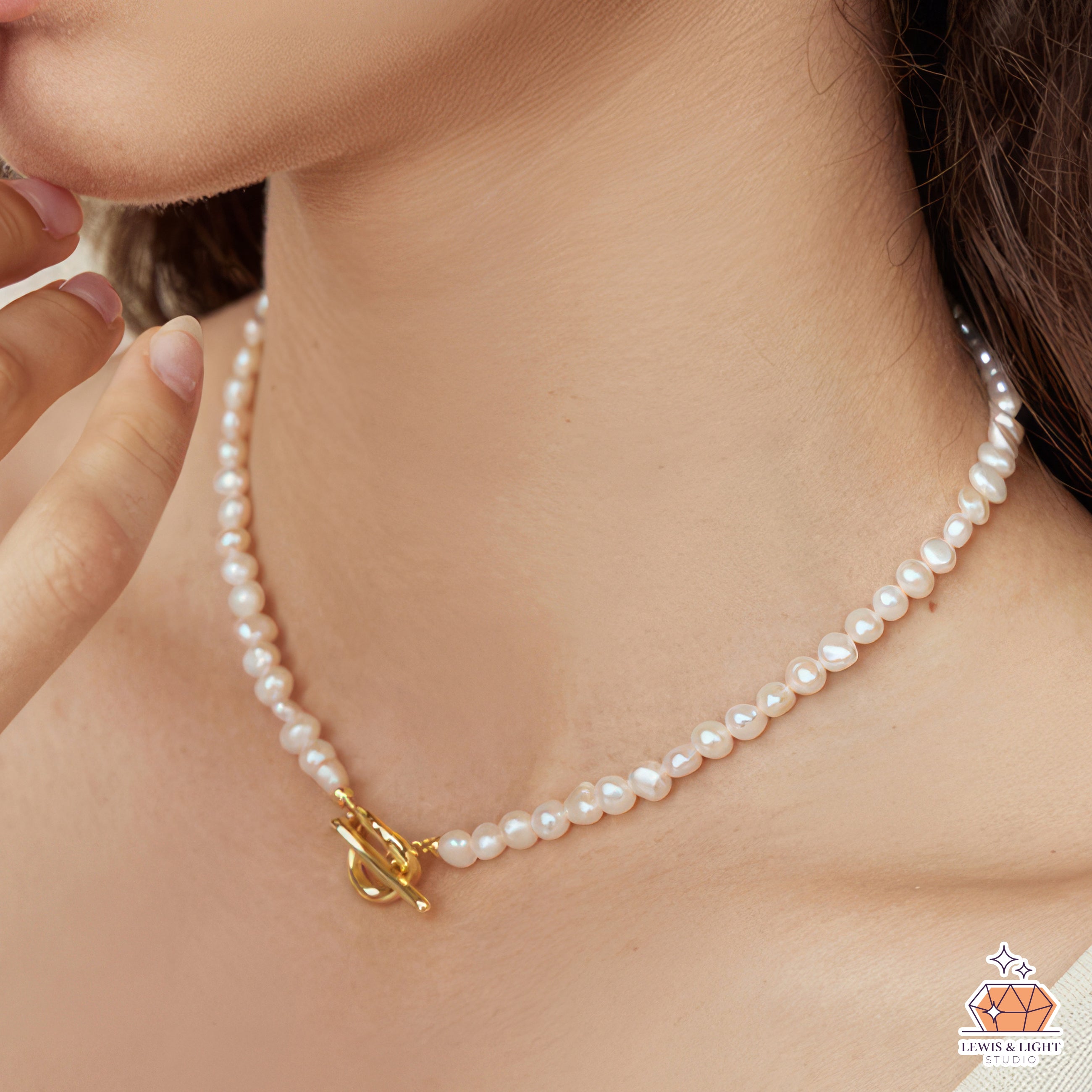 Collar de perlas Abbott Lyon con barra en T, chapado en oro de 18 quilates con perlas de agua dulce