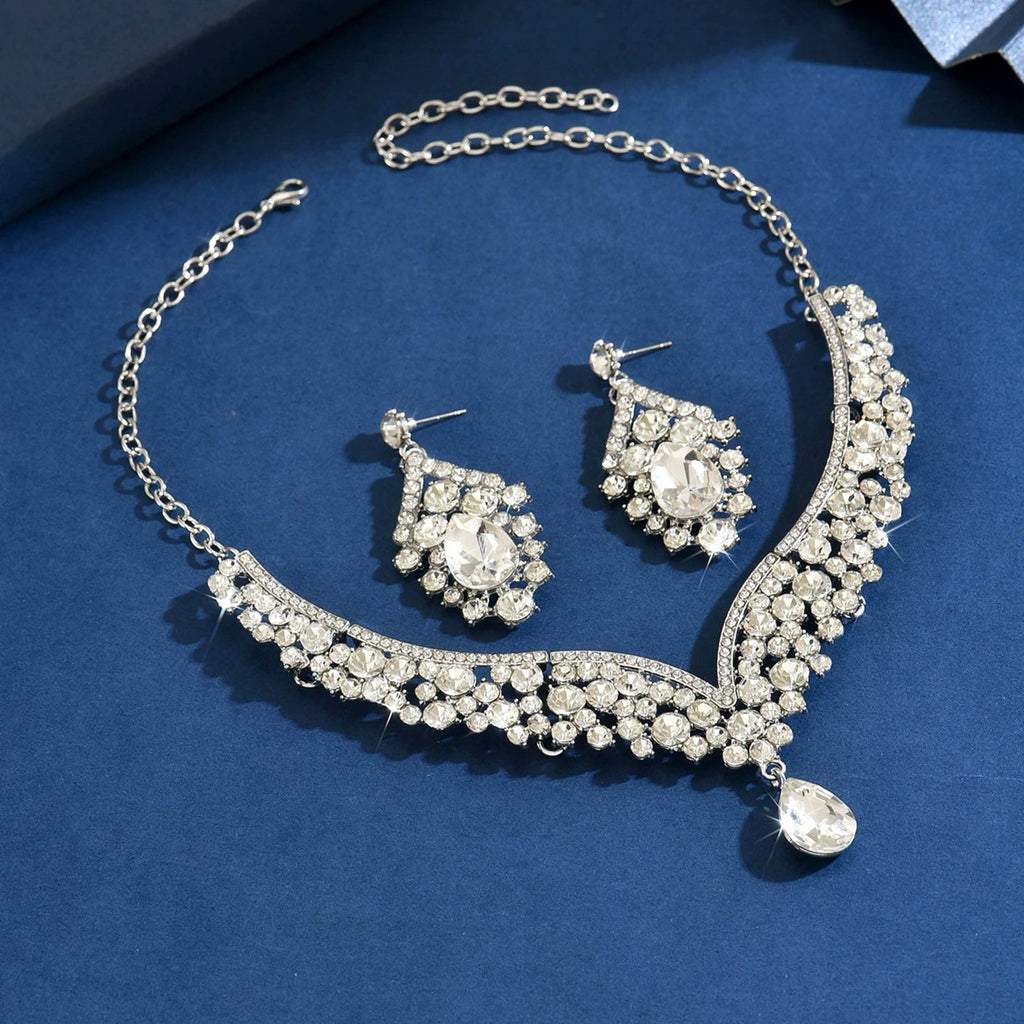 Conjunto de collar nupcial gótico con diamantes de imitación: elegante joyería de cristal para novias y damas de honor
